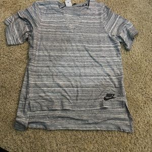 Nike top